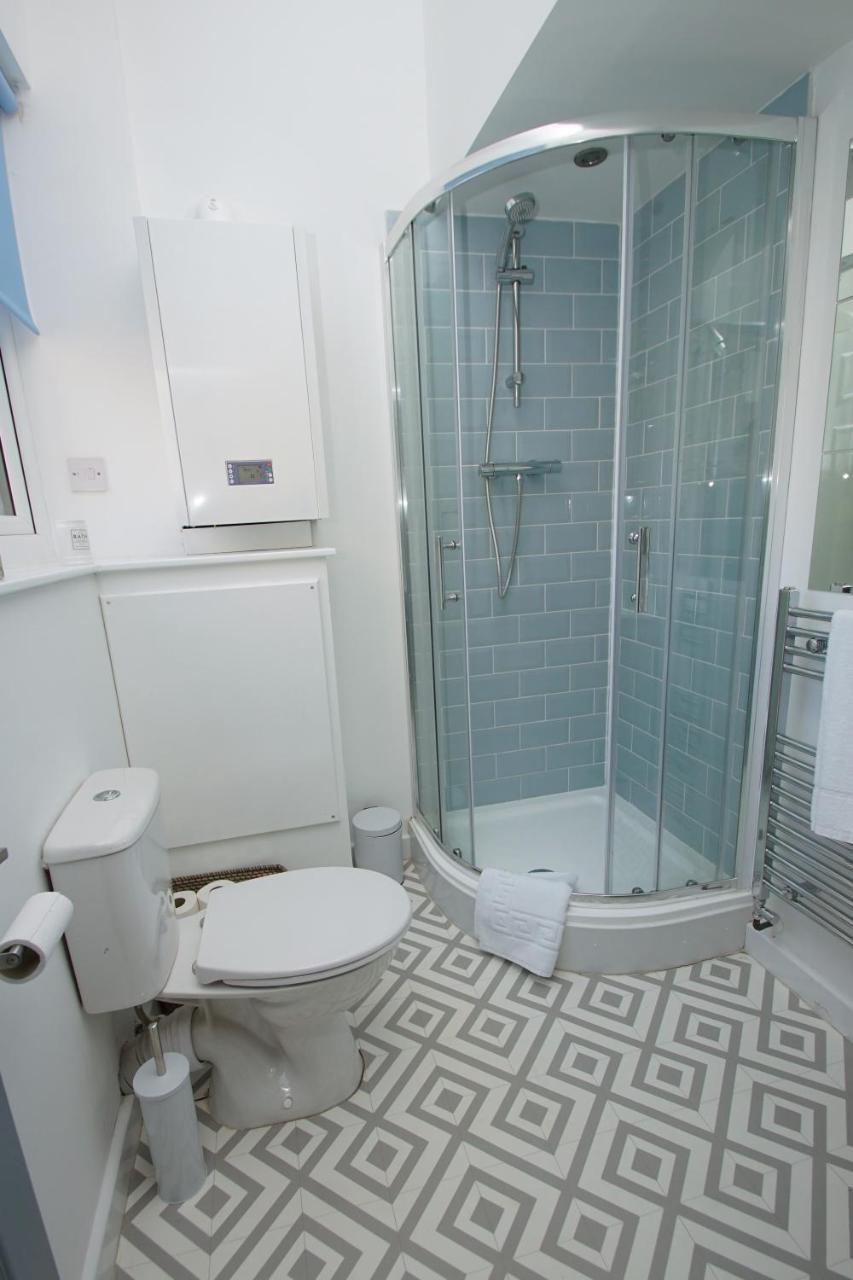 Loft Style Apartment For 4, 1 Broadhurst Court, Close To Town, Station & Hospital Stockport Exterior foto